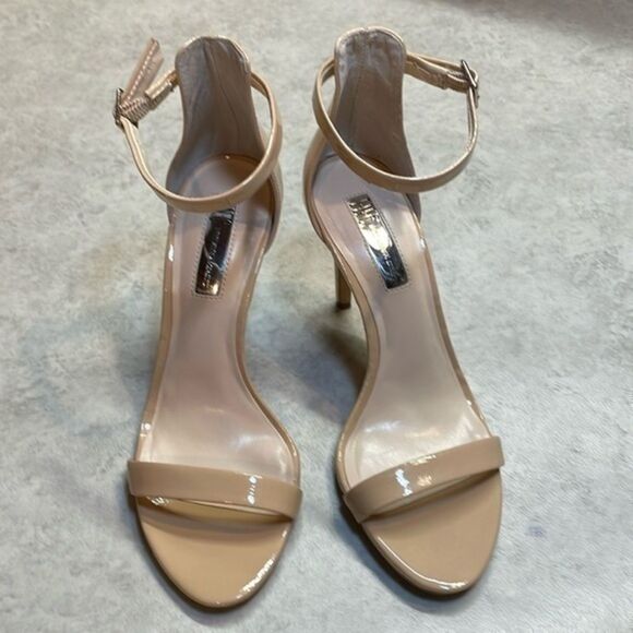 INC International Concepts Shoes - INC international concepts women’s tan patent leather like heels. Size 7.